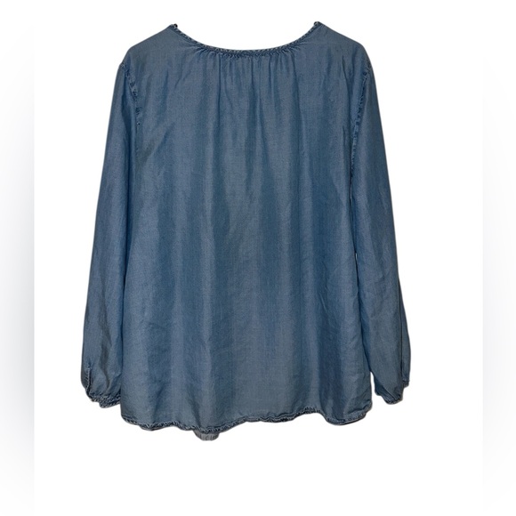 Old Navy Women's Denim Look Long Sleeve Blue Lyocell Blouse size XXL - Picture 2 of 4